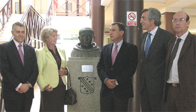 ies madrigal port